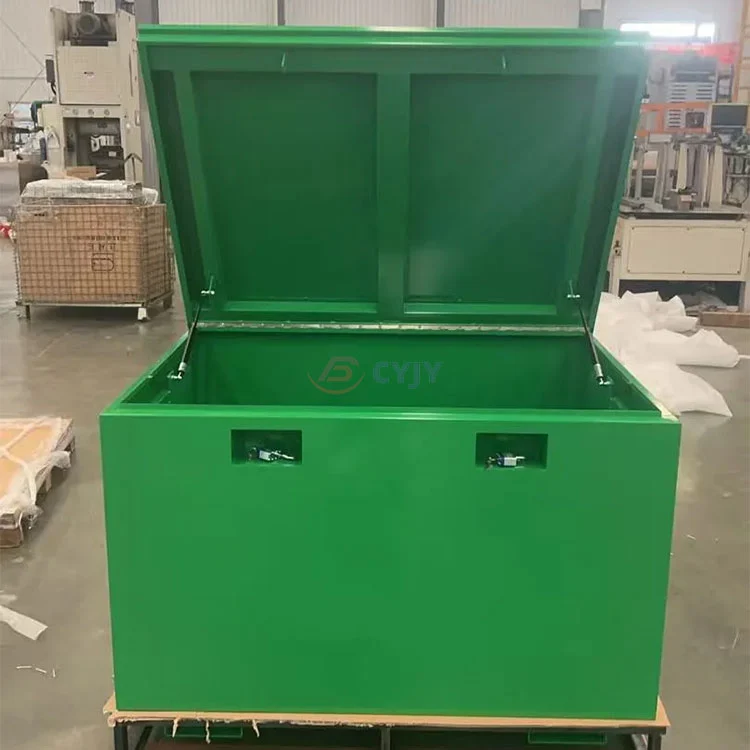 Remorque Une boîte à outils de cadre